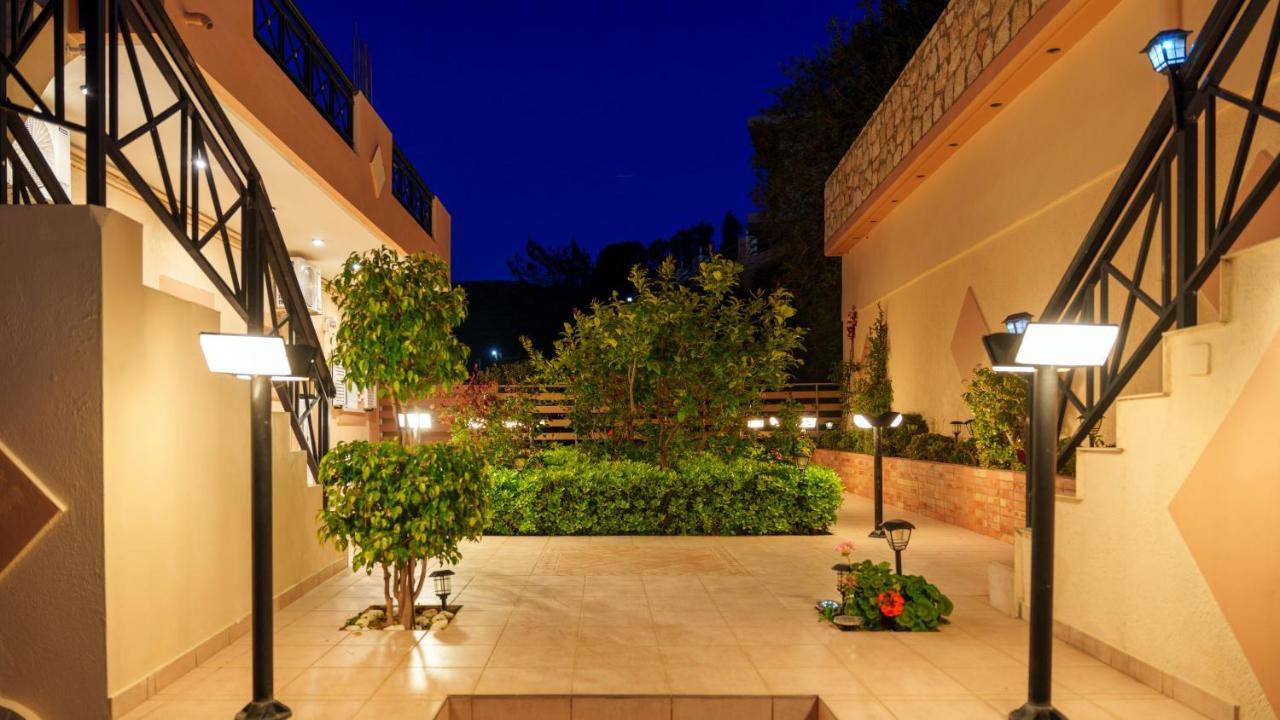 Fnk Apartments With Sea View Agia Pelagia Exteriér fotografie