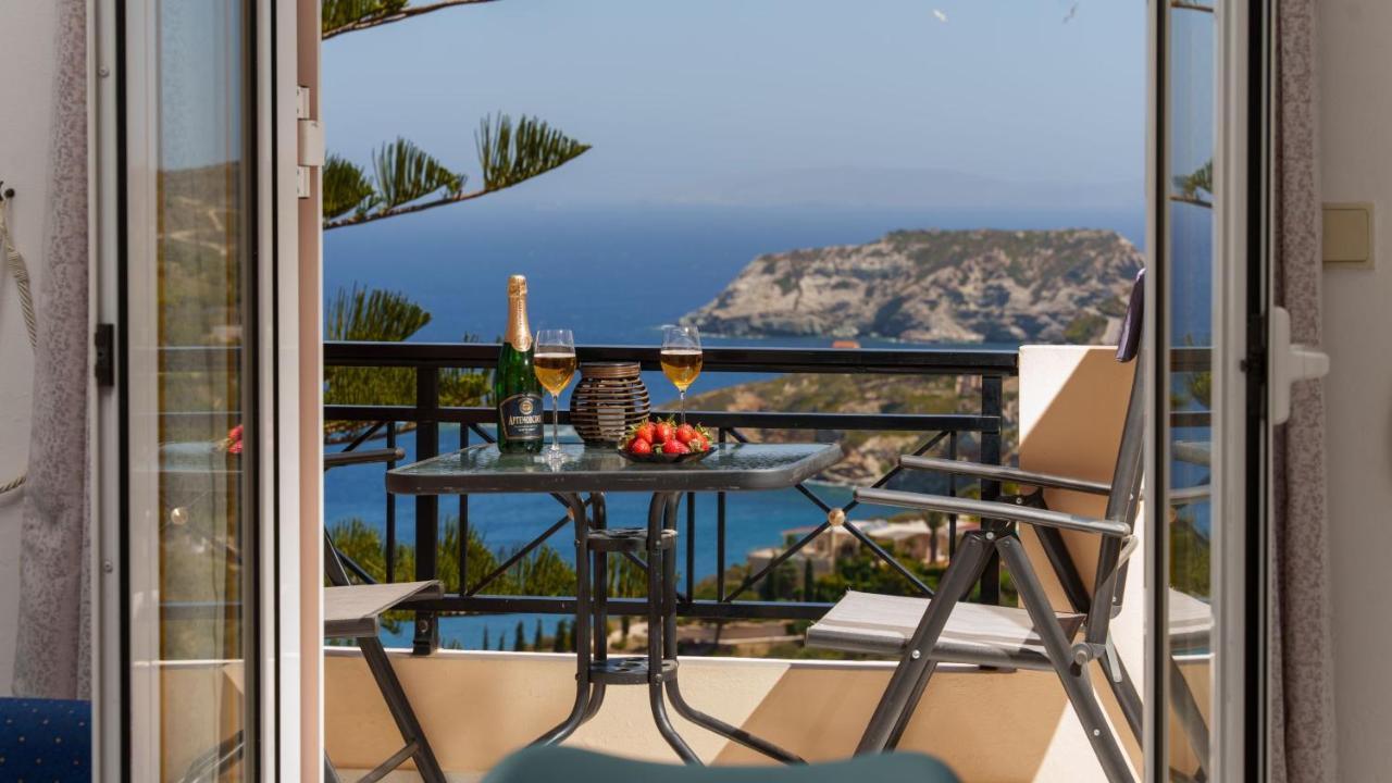Fnk Apartments With Sea View Agia Pelagia Exteriér fotografie